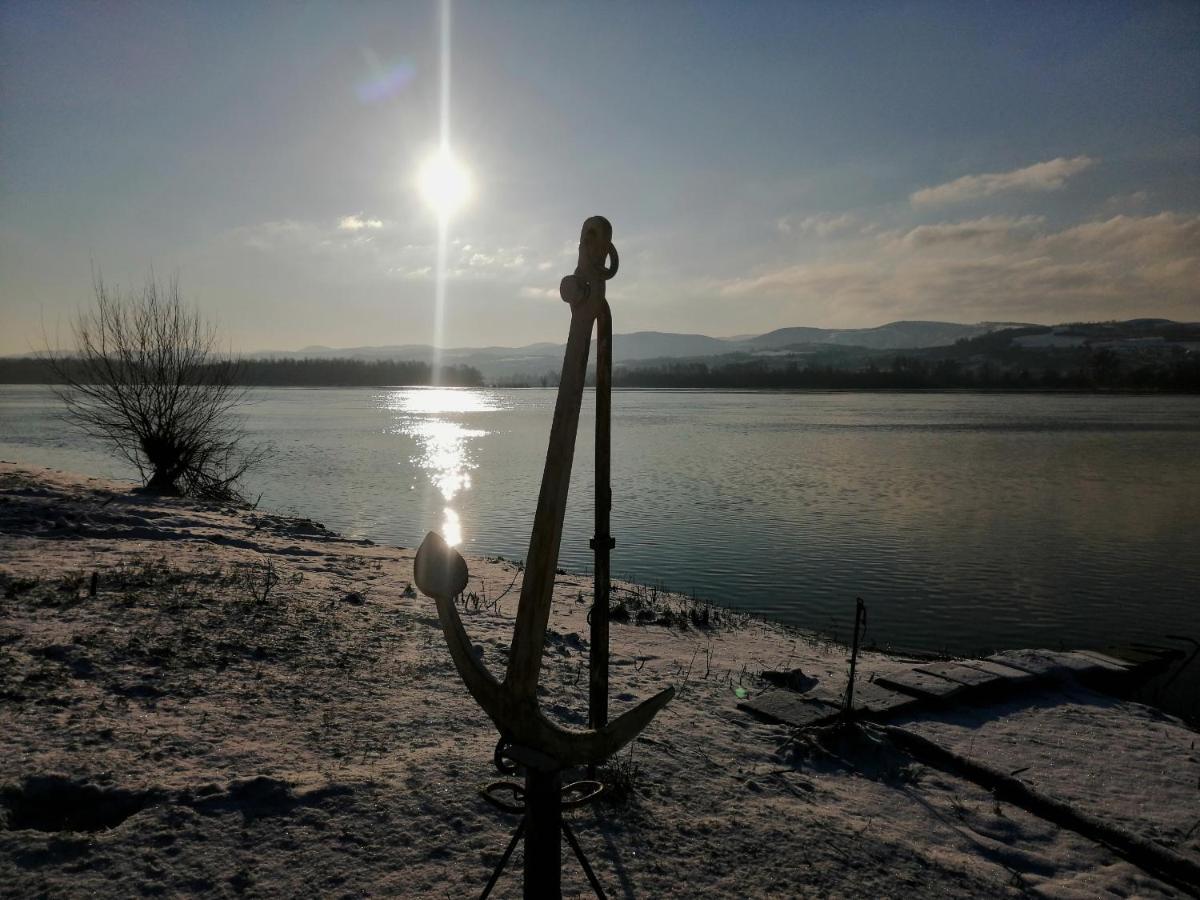 Captain'S House By The Danube River Cerevic Bagian luar foto