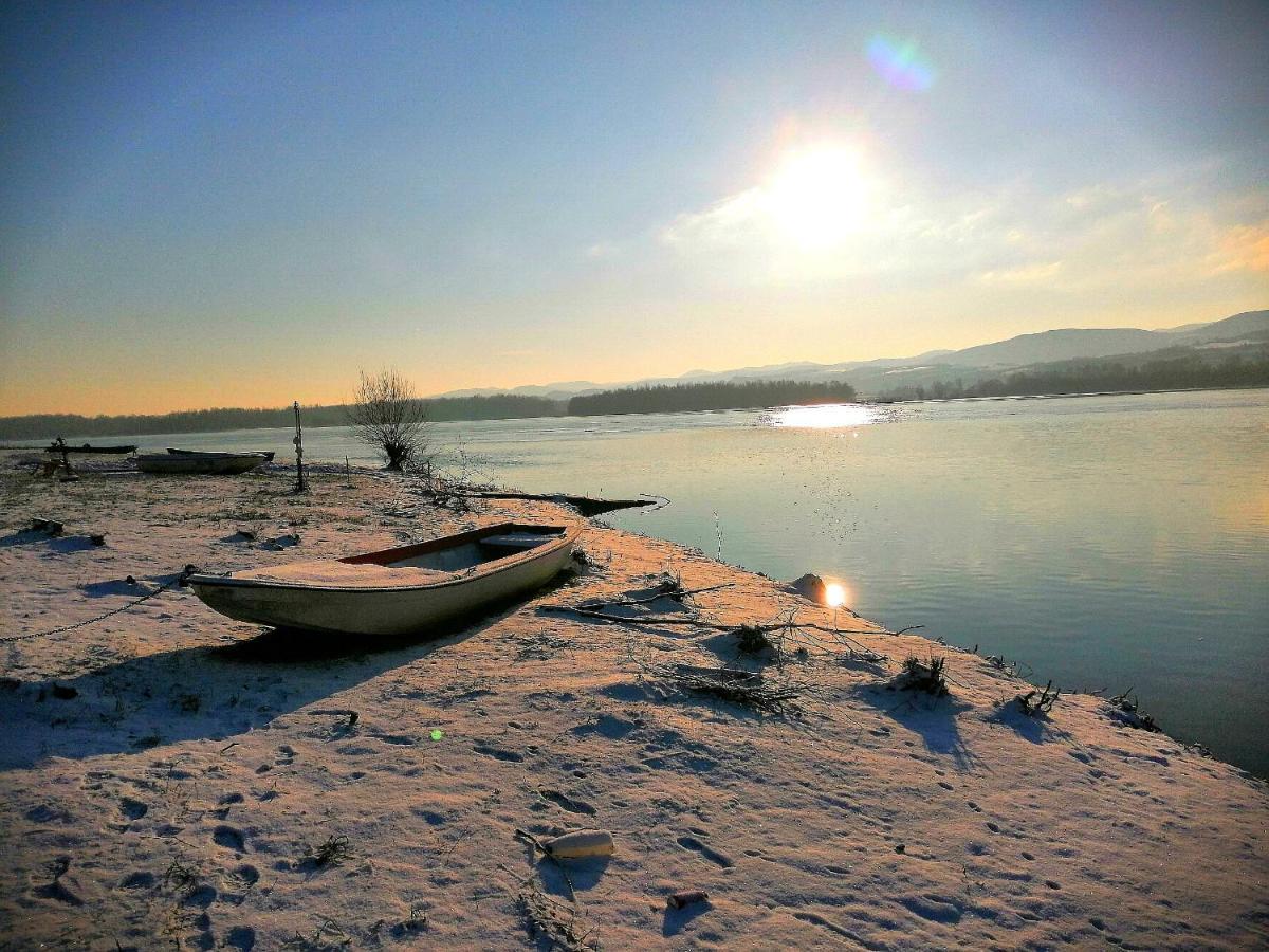 Captain'S House By The Danube River Cerevic Bagian luar foto